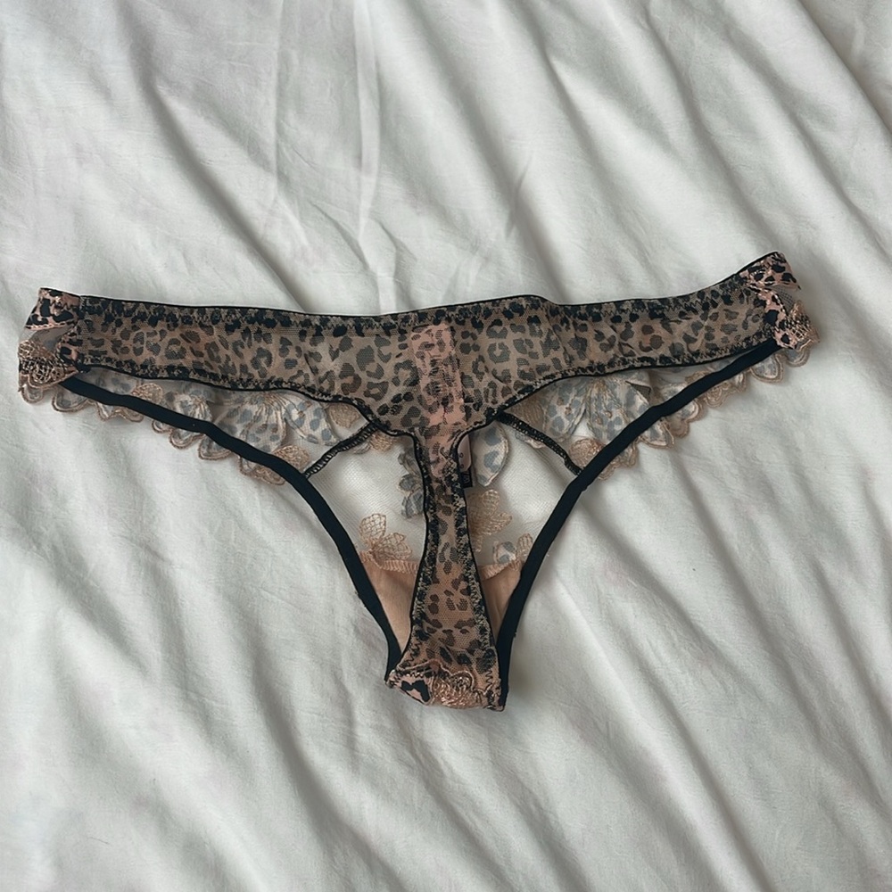 Victoria secret - Picture 3 of 3